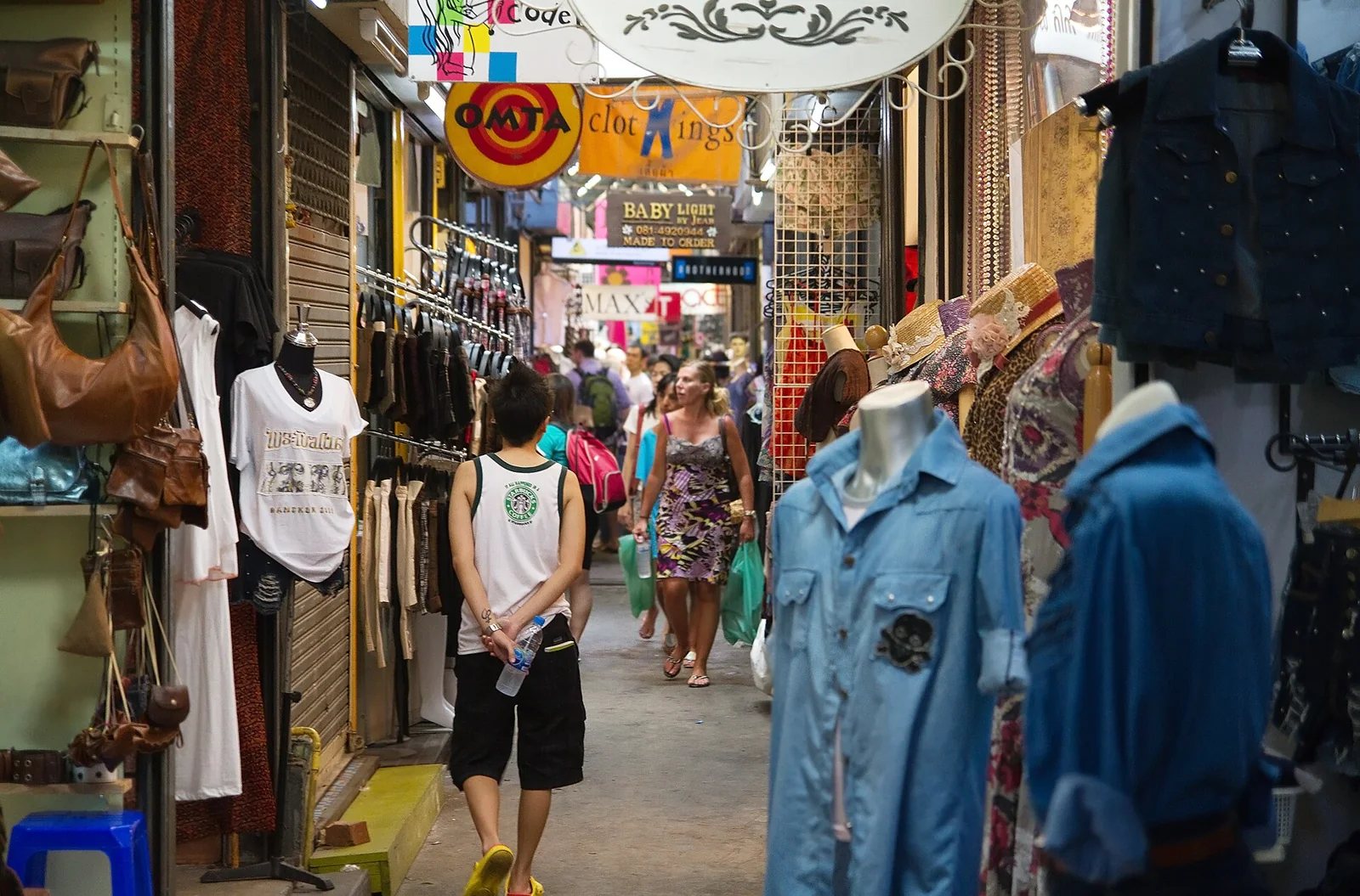 Bangkok to Chatuchak Weekend Market