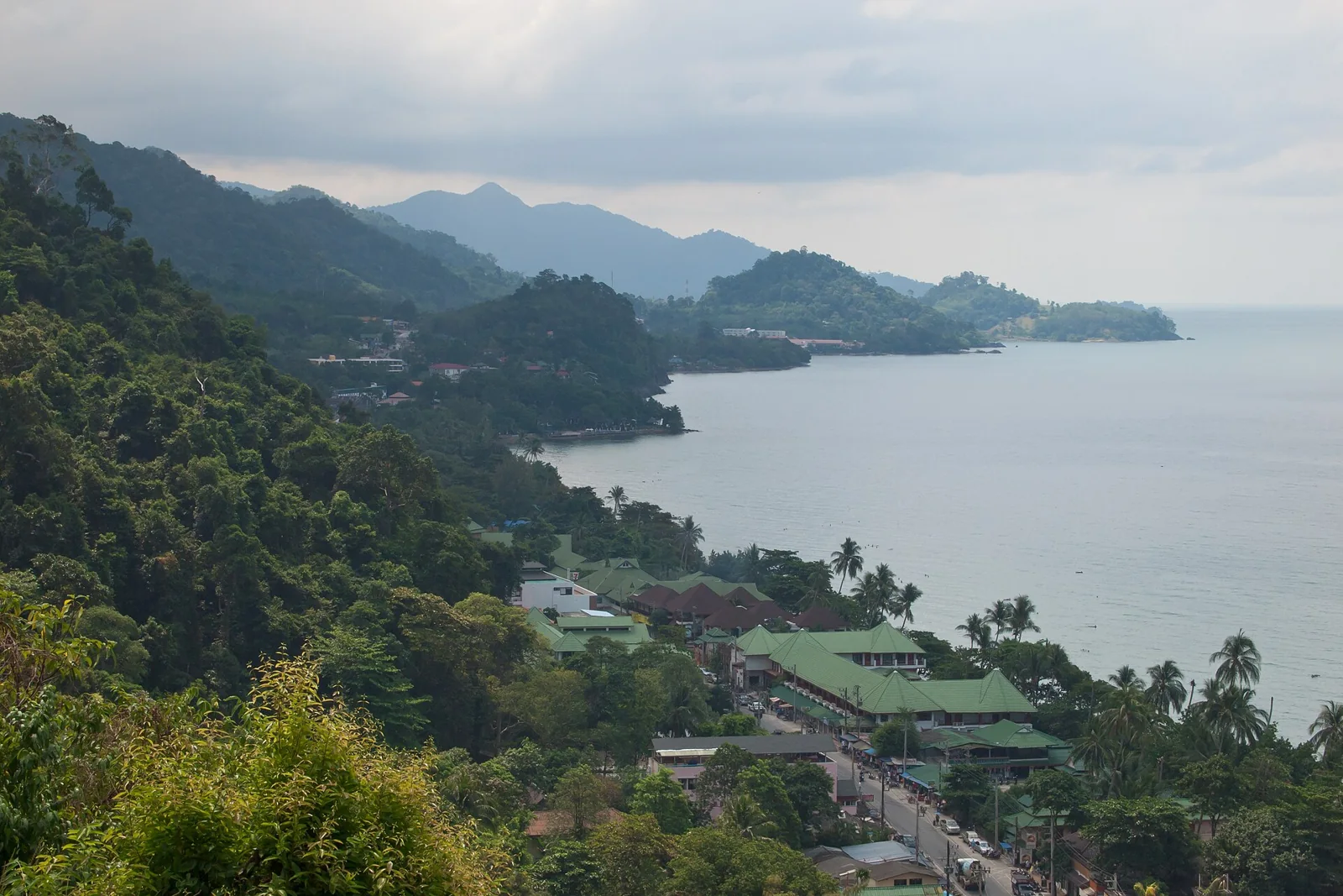 สนามบินสุวรรณภูมิ – เกาะช้าง
