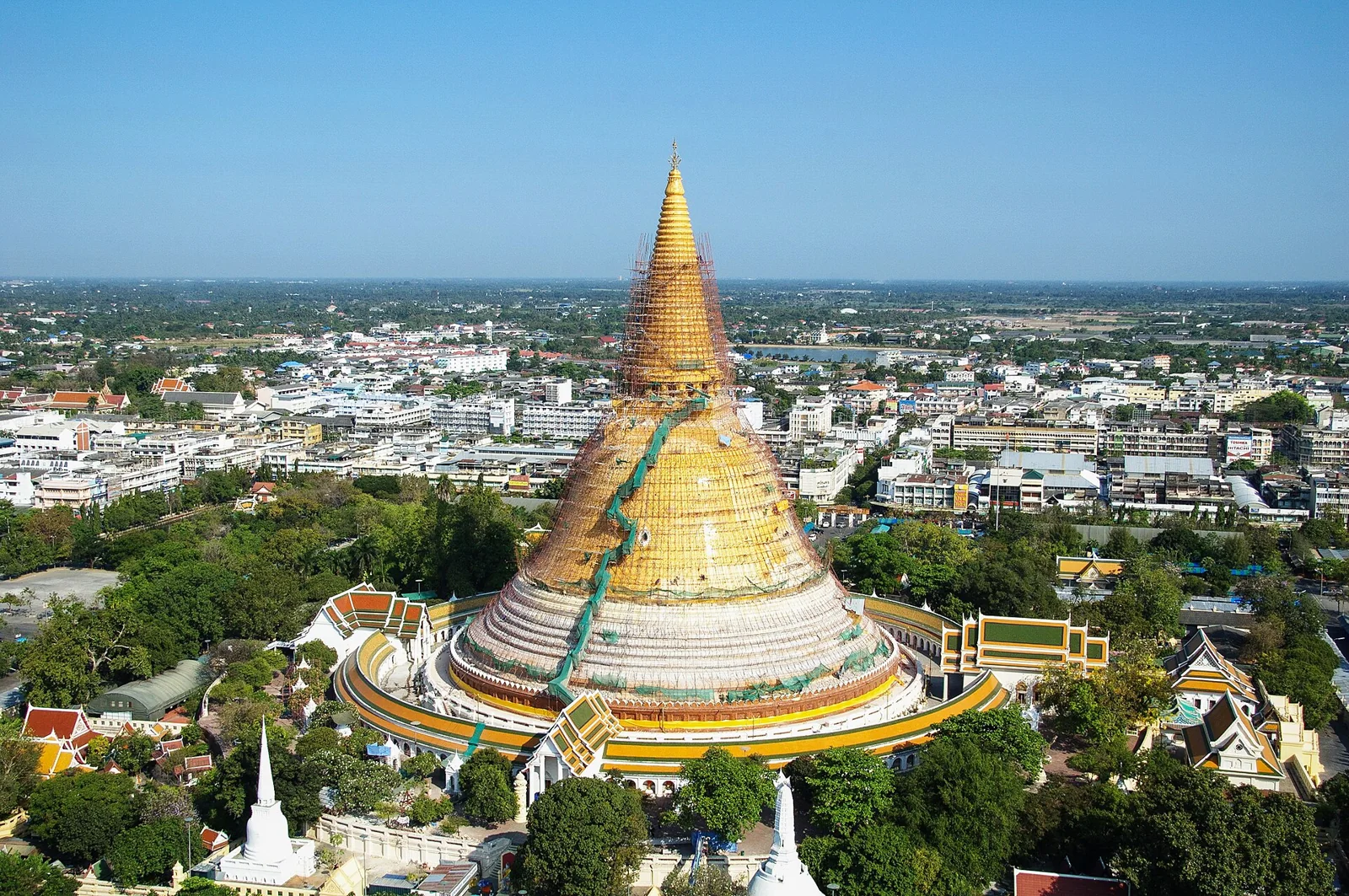 Nakhon Pathom to Bangkok