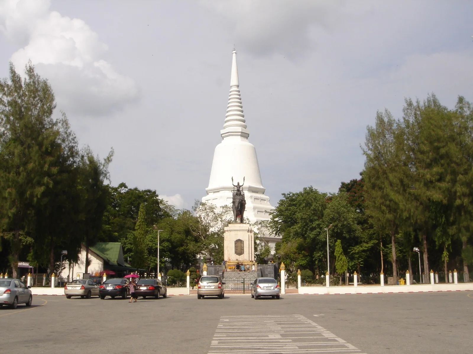 Bangkok to Suphanburi