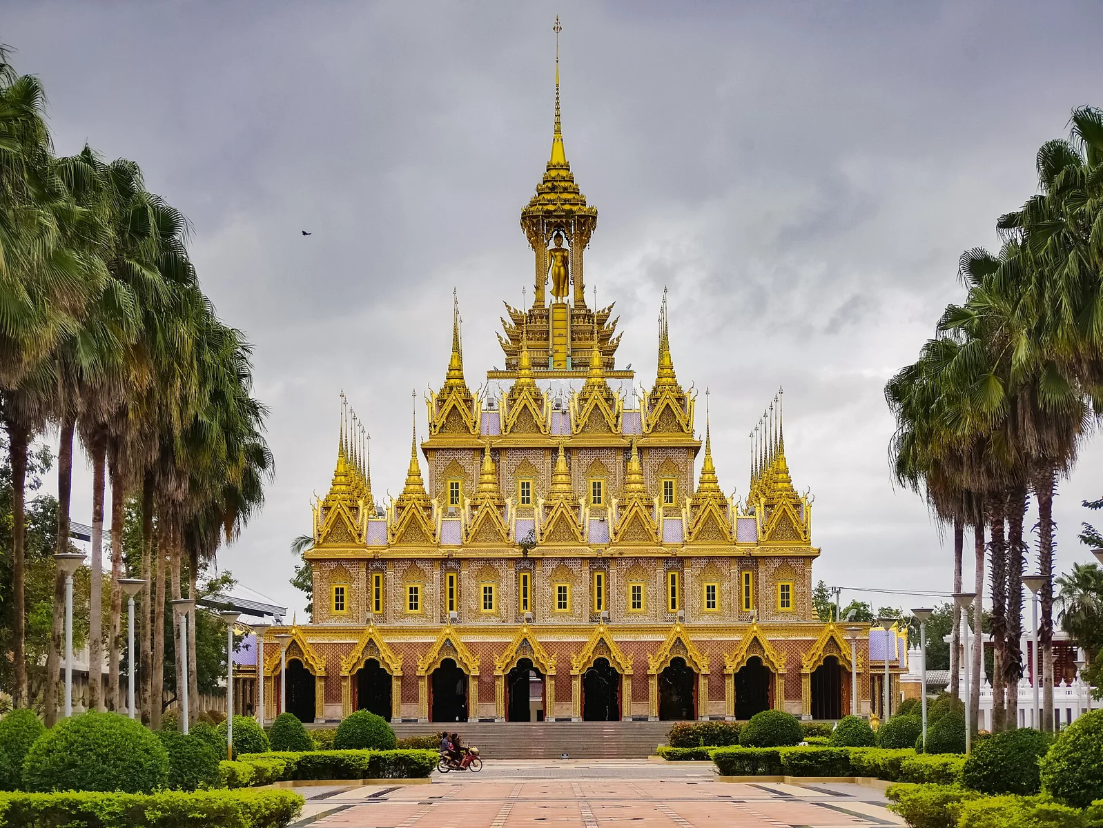 กรุงเทพฯ – อุทัยธานี