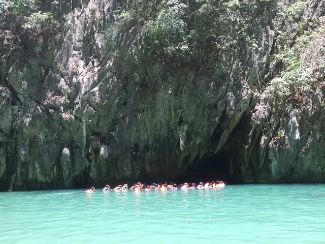 꼬 묵 에메랄드 동굴 (Emerald Cave, Koh Muk)