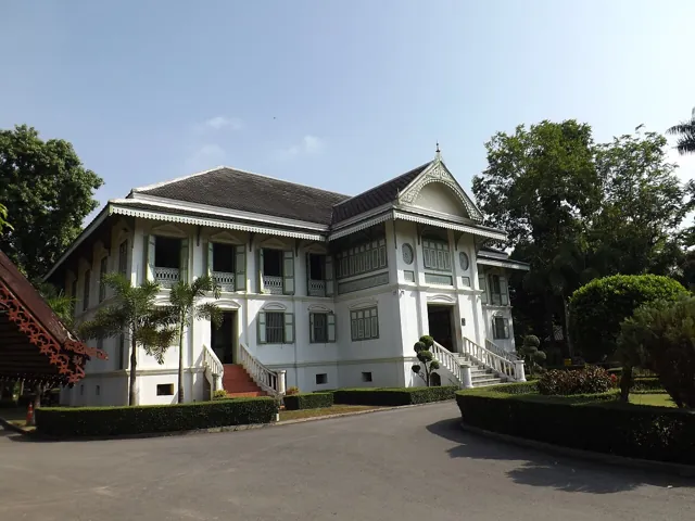 Khum Chao Luang