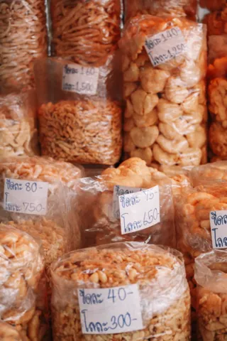 नोंग मोन मार्केट (Nong Mon Market)