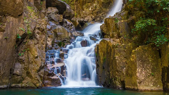 Водопад Пхлиу