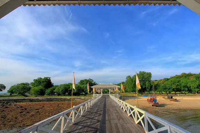 茱達圖皇宮 (Phra Chudadhut Palace)