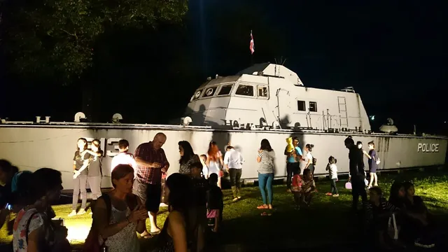เรือ ต.813 อนุสรณ์สึนามิ
