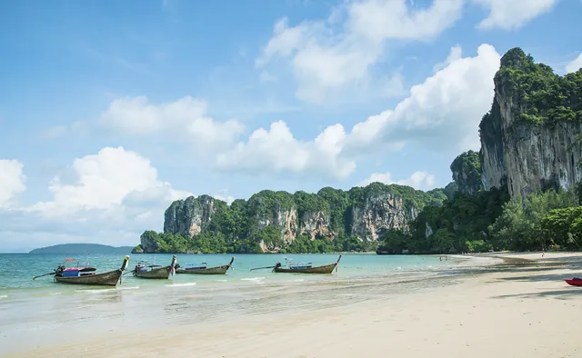 หาดไร่เลย์ตะวันตก