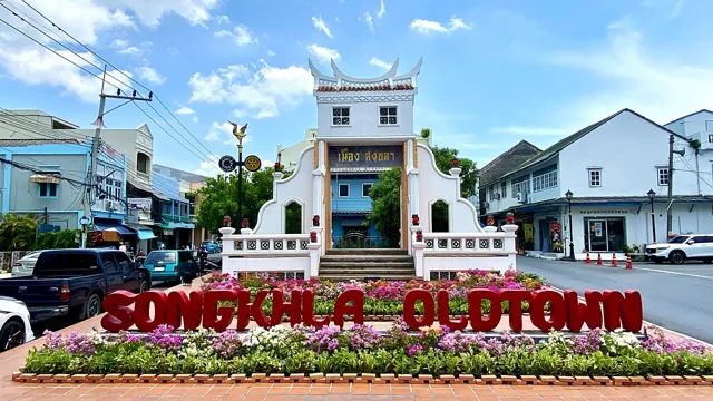 Songkhla old town and Samila Beach