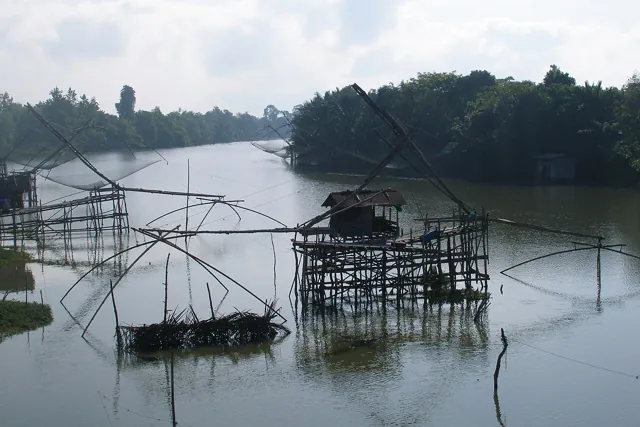 ทะเลน้อย