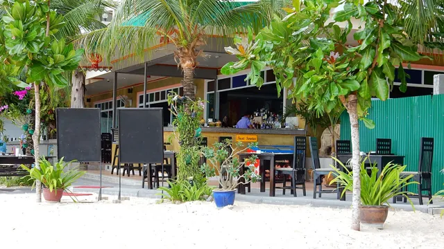 หาดไตรตรัง