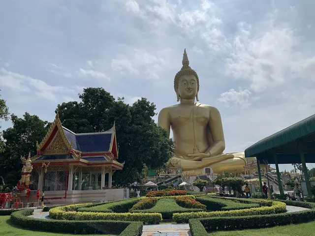 วัดม่วง