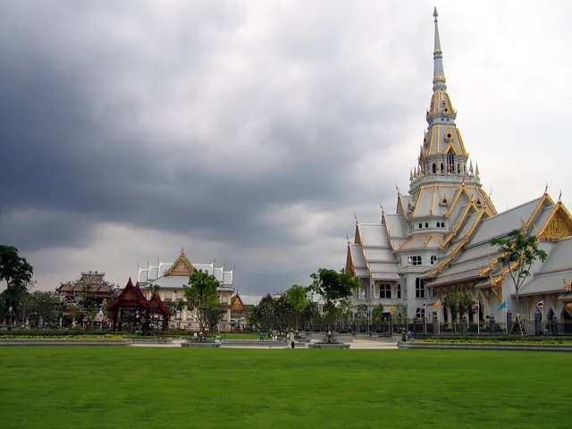 왓 소톤 와라람 워라위한 (Wat Sothon Wararam Worawihan)