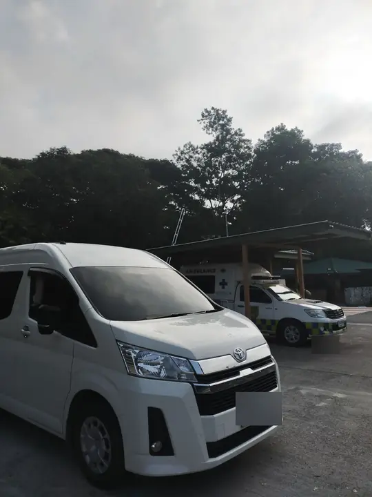 အဖြူရောင် Commuter All New · မယ်ရင်မ်၊ ချင်းမိုင် · 07:41